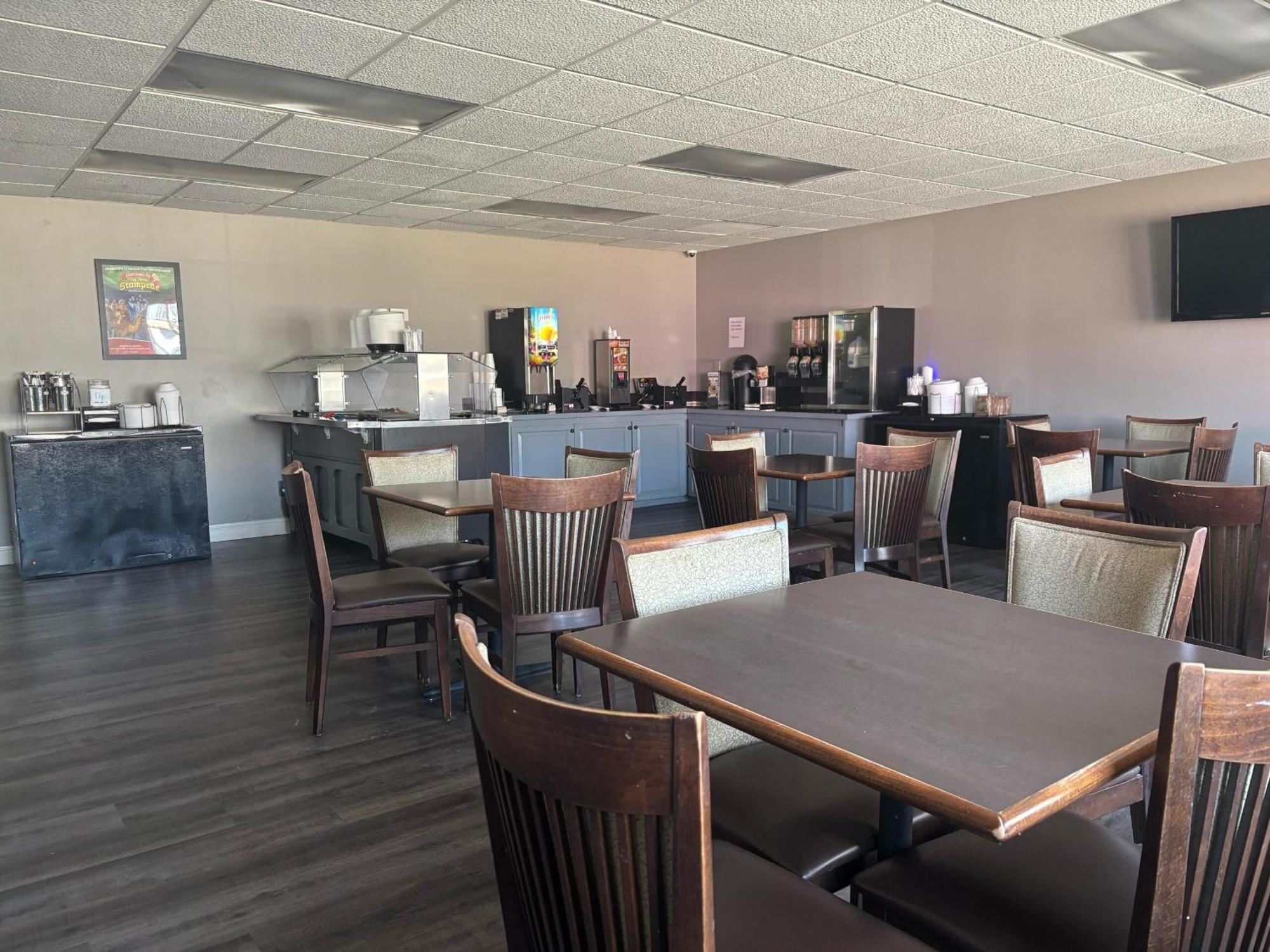 בראנסון Angel Inn Near Imax, A Travelodge By Wyndham מראה חיצוני תמונה